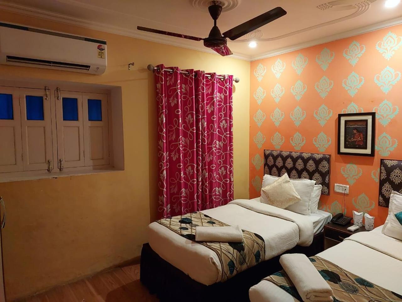 Tara Guest House Varanasi Exterior foto